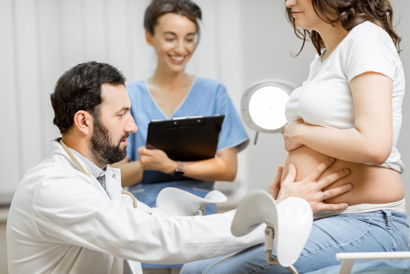 pregnant woman during a medical examination in hos 2021 09 01 23 18 07 utc Omda 04